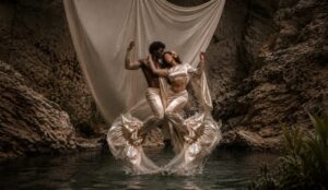 THALIBIS 2026: Enluc Paz Modeling transforma su graduación de modelos en una experiencia de moda, arte y dirección visual